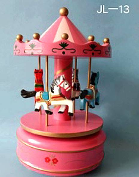 Καρουζέλ ξύλινο - ροζ 10,5x10,5εκ.  ΚΩΔ. 0167